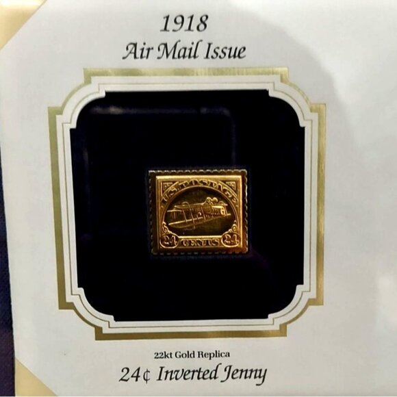 Framed 22kt Gold Replica 1918 Inverted Jenny Air Mail Issue Commemorative Stamp - Picture 2 of 6